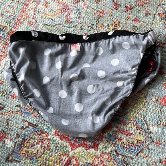 VENUS Marilyn Polka Dot Bikini Bottom Black & White Pink Size 12 - Picture 7 of 10